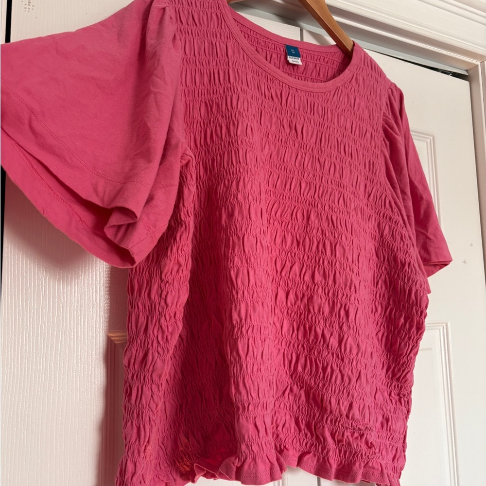 Old Navy Pink Smocked Women's Top